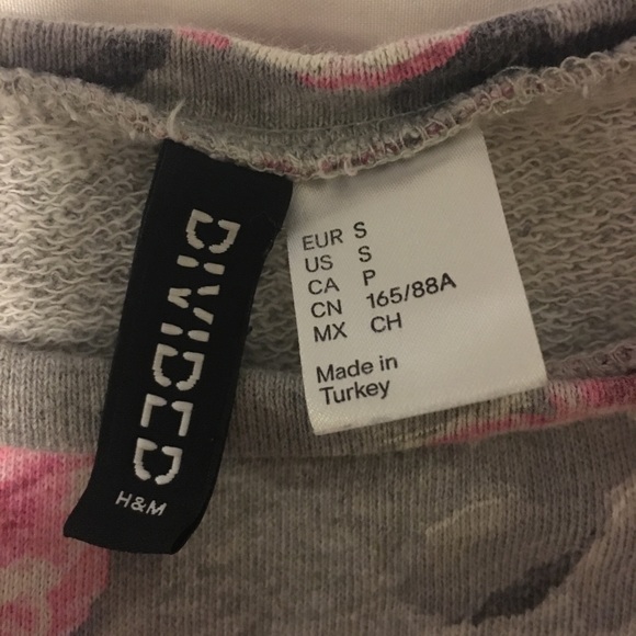 T-shirt - Picture 3 of 4